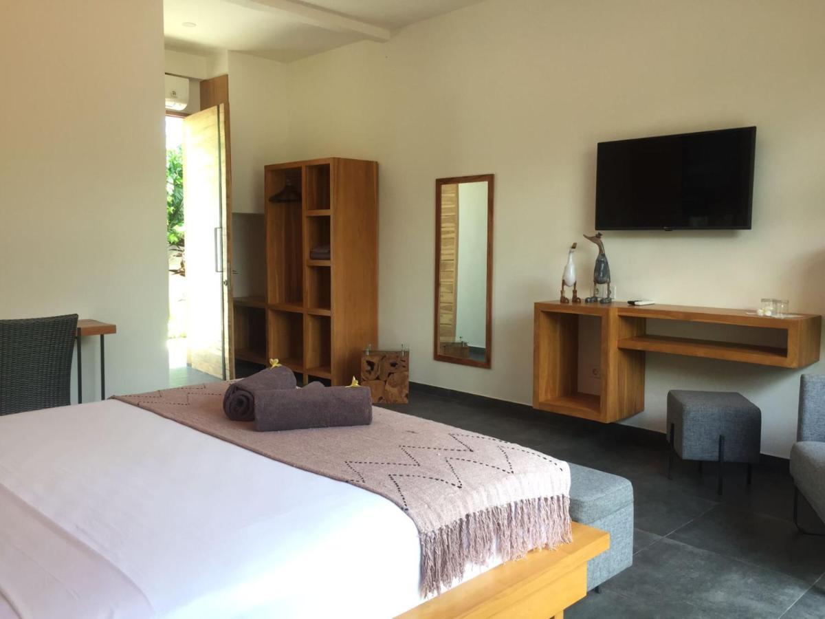 Le Chien Rouge Hotel Lovina  Ngoại thất bức ảnh