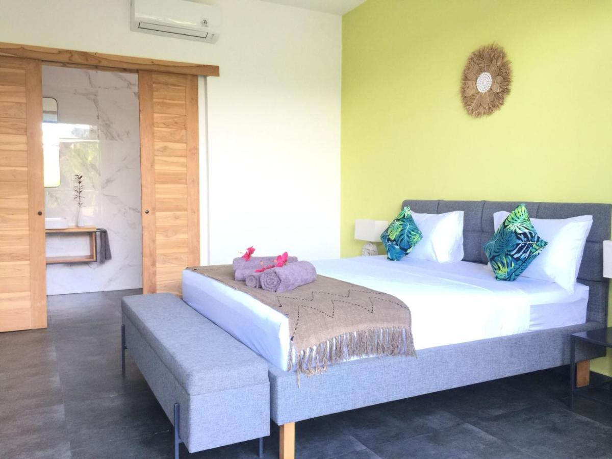 Le Chien Rouge Hotel Lovina  Ngoại thất bức ảnh